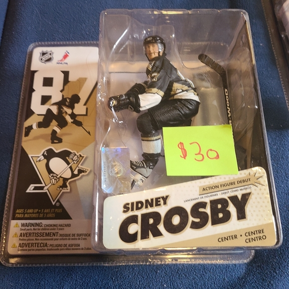 McFarland Sidney Crosby figurine - Picture 1 of 3